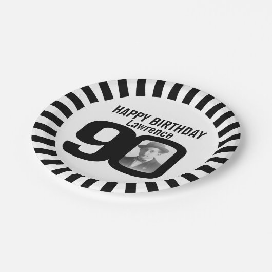 白黒90歳の誕生日の写真とストライプ ペーパープレート (アングル)