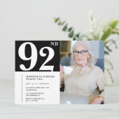 白黒92歳の誕生日招待状写真 招待状 (スタンド正面)