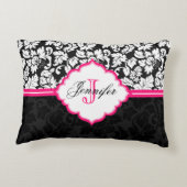 白黒&ピンクヴィンテージフローラダマスク アクセントクッション (裏面)