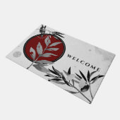 白黒&レッドウォーター色葉の歓迎品 ドアマット (アングル)