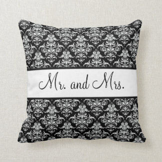白黒Newlywed Pillow氏および夫人- クッション