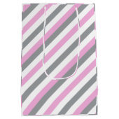 白、ピンク、グレーのゾウストライプズの赤ちゃんシャワー ミディアムペーパーバッグ (裏面)