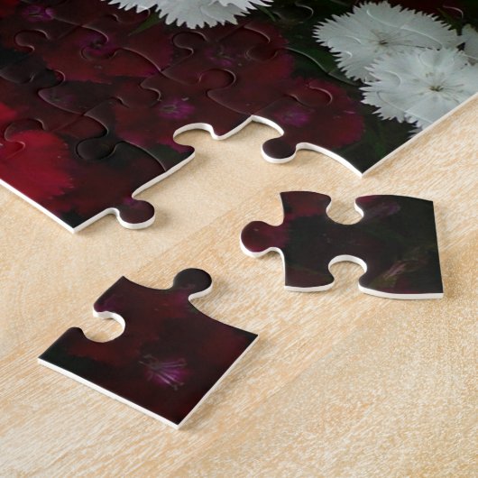 白、ピンク、赤のディアンサスフローラ ジグソーパズル (側面)