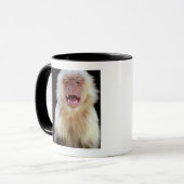 白throated capuchin (Cebusのcapucinus) マグカップ (正面左)