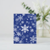 皆のための幸せな休日の雪片パターン シーズンポストカード (スタンド正面)