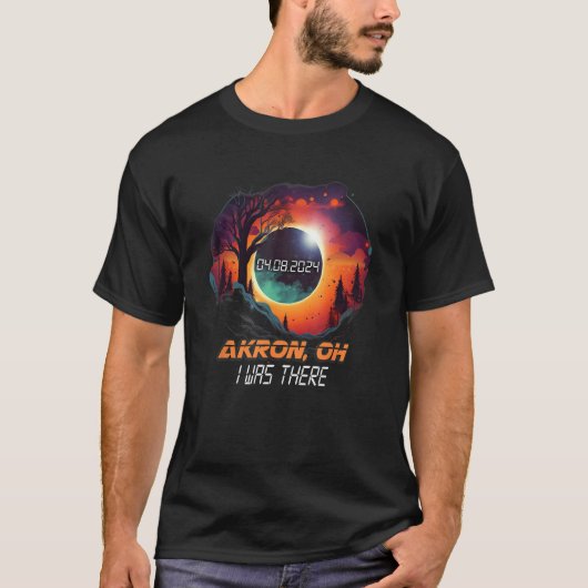 皆既日食アクアポリス オハイオ州アクロン Tシャツ (正面)