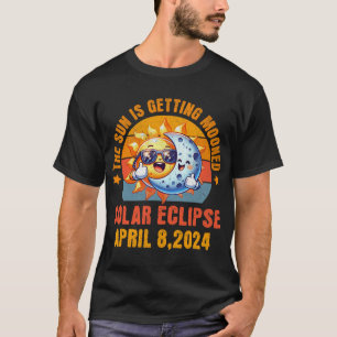 皆既日食太陽のチェイス2024太陽が月を取得している Tシャツ