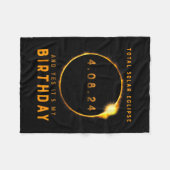皆既食太陽のとYes私の誕生日4月 フリースブランケット (正面(横))
