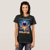 皆既食太陽の2024年4月8日テキサス州太陽の首飾 Tシャツ (正面フル)