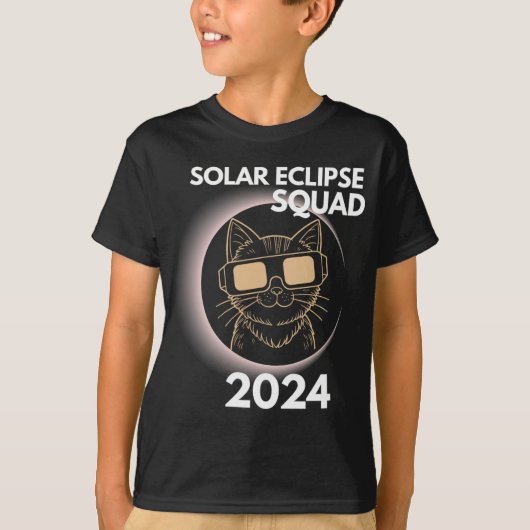 皆既食太陽の2024猫月日地球Apr Tシャツ (正面)