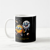 皆既食太陽の8-4-2024太陽ノミ月の唇 コーヒーマグカップ (左)