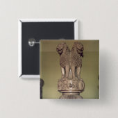 皇帝Ashokaの柱からのライオンの首都 缶バッジ (正面&裏面)