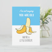 皮がちょっと熟しすぎた面白いバナナの誕生日プレゼント 招待状 (スタンド正面)