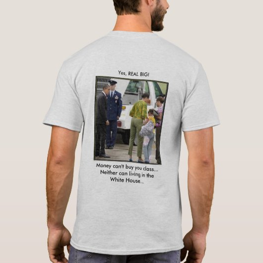 皮ひもを身に着けているオバマ氏!  Noltかわいらしい写真! Tシャツ (裏面)