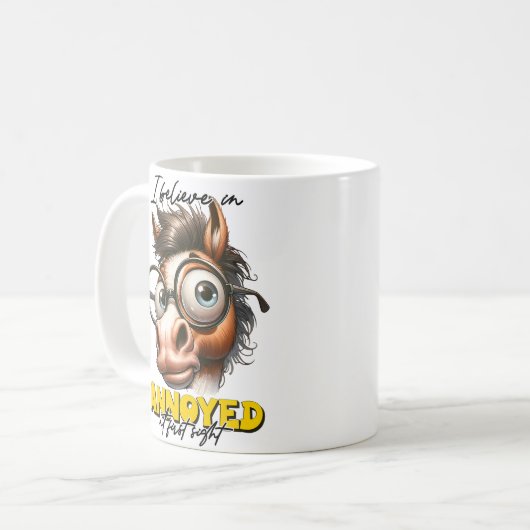 皮肉おもしろいなことわざ、一目で悩む コーヒーマグカップ (正面左)