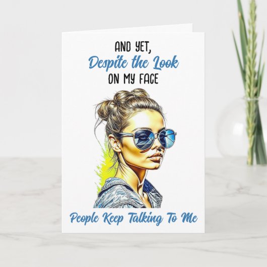 皮肉おもしろい引用文 |かわいらしサングラスの女性 カード (正面)