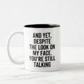 皮肉なギャグと、それでも、私の顔を見て ツートーンマグカップ (左)