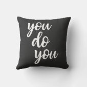 皮肉な引用文 クッション (裏面)