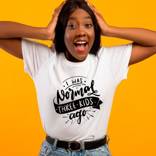 皮肉ママ前の普通おもしろいの3人の子供 Tシャツ