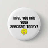 皮肉 缶バッジ (正面)