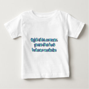 皮膚癌と戦って、帽子を渡すHakuna Matata ベビーTシャツ