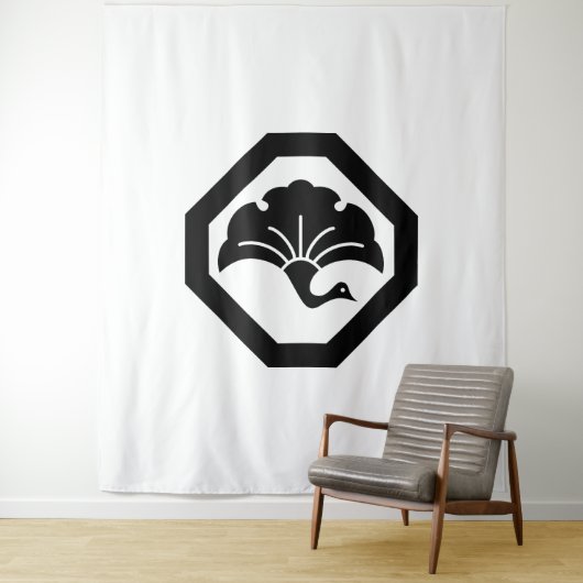 盆に鶴の形をした銀杏の葉 タペストリー (インサイチュ)