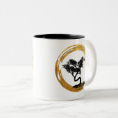 盆栽の木。 禅のEnsoの円。 水彩画の芸術 ツートーンマグカップ (正面右)