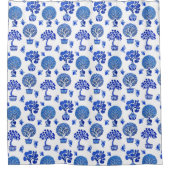 盆栽の模様 – コバルトブルーとホワイト シャワーカーテン (正面)