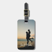 盗まれた写真。名前と年のタイポグラフィ。 ラゲッジタグ (正面縦)