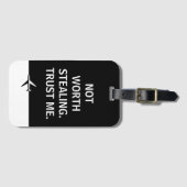 盗む価値がない私を信頼するおもしろいことわざ飛行機 ラゲッジタグ (正面横)