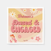 目がくらむほど夢中＆婚約　レトロなダイジーのグルービーバチェロレッテ スタンダードカクテルナプキン (正面)