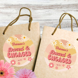 目がくらんで、婚約して、グルーヴィーなレトロなデイジーの花嫁お披露目パーティー ラウンドシール