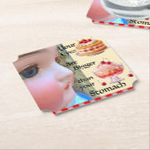 目が胃より大きい紙コースター ペーパーコースター (アングル)