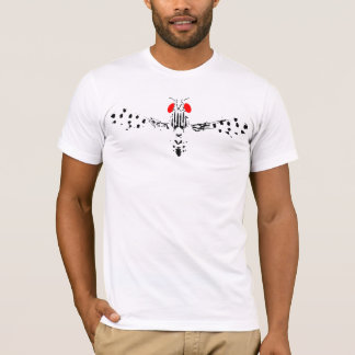 目が赤いはえ Tシャツ