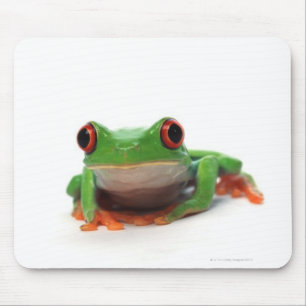 目が赤いアマガエル2 マウスパッド