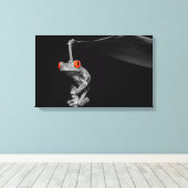 目が赤いアマガエル キャンバスプリント (インサイチュ (ウッドフロア))