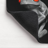 目が赤いアマガエル マウスパッド (コーナー)