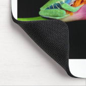 目が赤いアマガエル マウスパッド (コーナー)