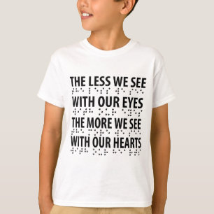 目で見るものが少ない盲目の点字 Tシャツ