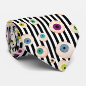 目にそれがあります ネクタイ (ロール)