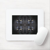 目にそれが白いマウスパッドあります マウスパッド (マウス)