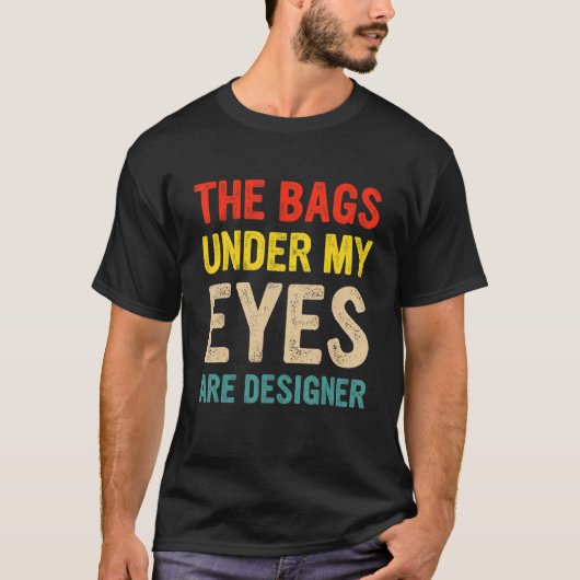 目の下のバッグはデザイナー Tシャツ (正面)
