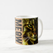 目の写真の猫の鳴き声に催眠術をかけている猫 コーヒーマグカップ (正面右)