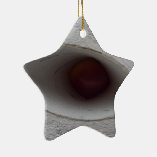 目の形をした穴,紙 セラミックオーナメント (右)