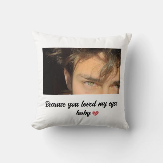 目のTシャツギフト クッション (正面)