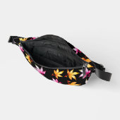 目をパーソナライズされた見張る紅葉 ファニーパック (見開き)