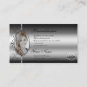 目を引くシルバーの角ばった宝石のロゴとフォート 名刺 (裏面)