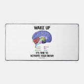 目を覚ましてあなたの脳のユーモアを活性化する時間だ デスクマット (正面)