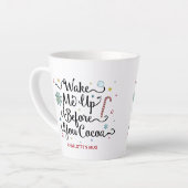目を覚ましてからカワイイ名をパーソナライズされた取る カフェラテマグ (左アングル)