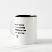 目を覚まして橋が開いているときは大好き ツートーンマグカップ (正面左)